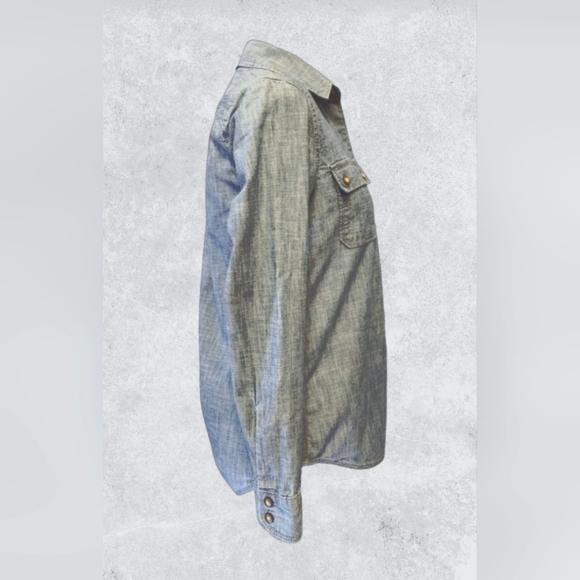 Banana Republic Chambray Denim Snap Front Shirt Size XS  (A22) - Picture 2 of 9